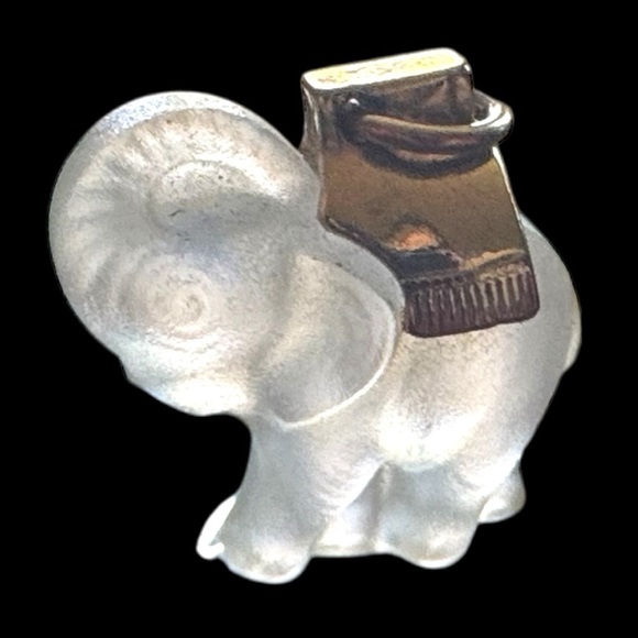 Vintage Small Crystal Elephant Pendant - Picture 2 of 8